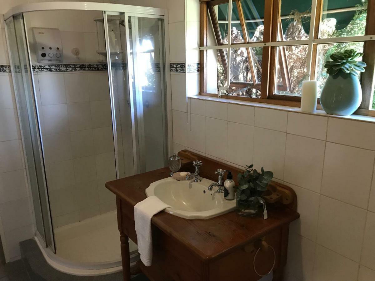 Erin Guesthouse And B&B Бергвилль Экстерьер фото