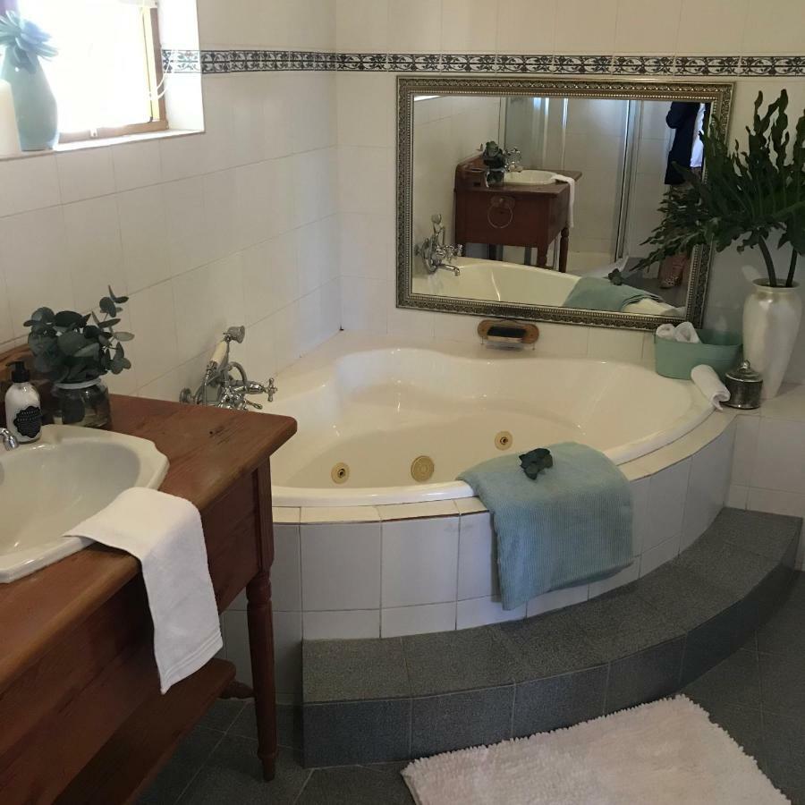 Erin Guesthouse And B&B Бергвилль Экстерьер фото